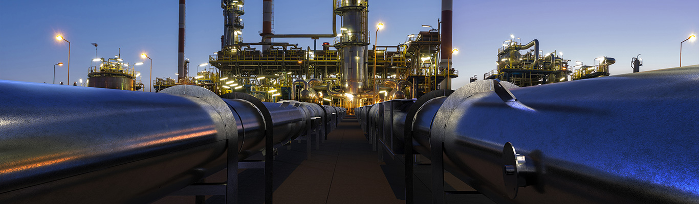 pipelines-leading-to-an-oil-refinery